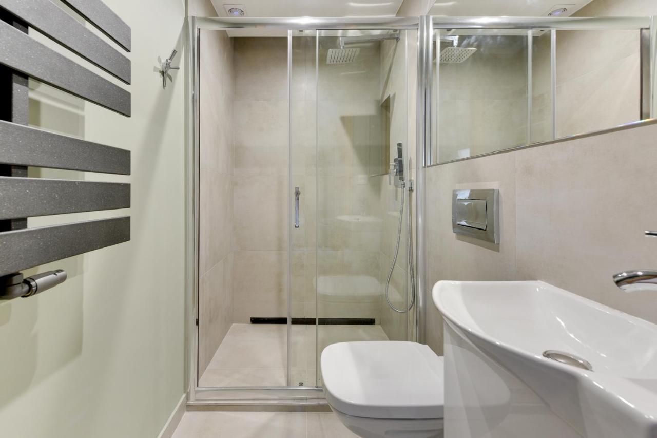 Victus Apartamenty, Panamera