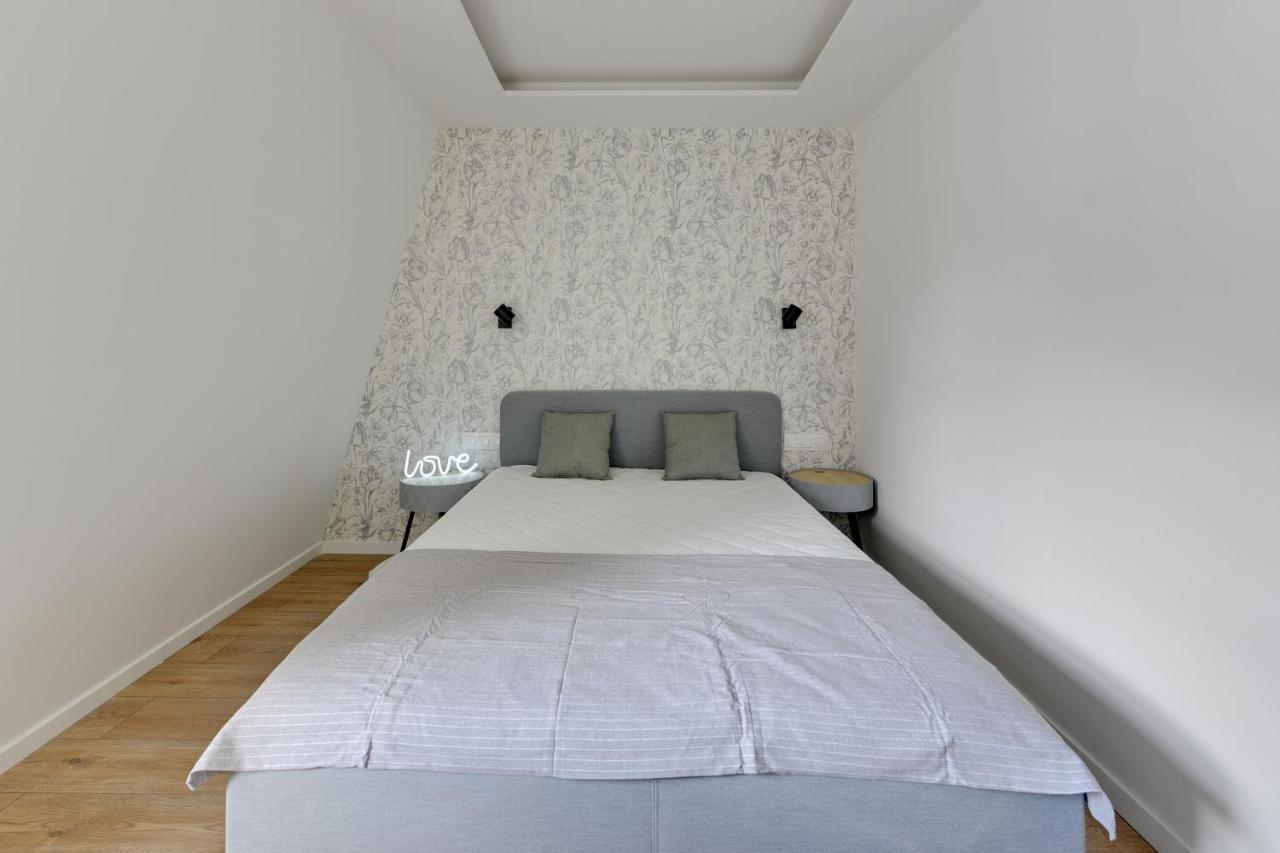Victus Apartamenty, Panamera *